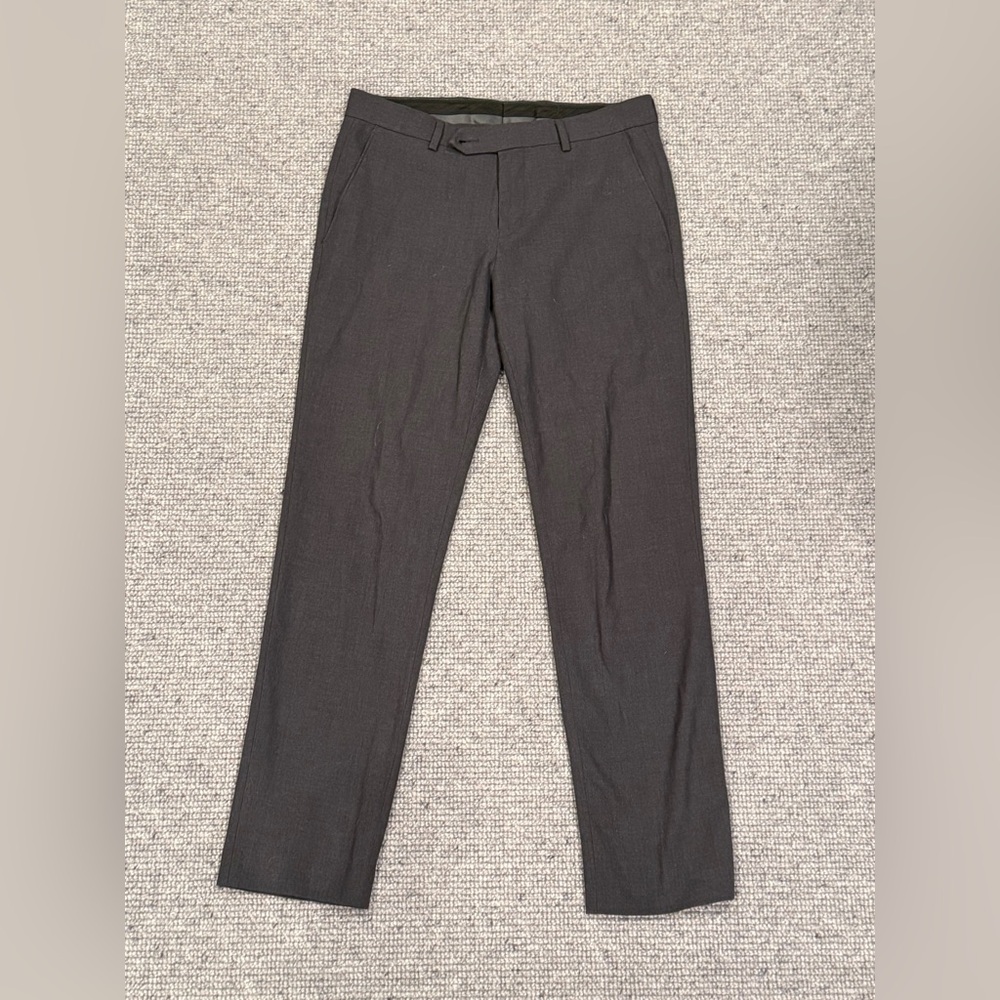 Calvin Klein Men Gray Infinite Stretch Skinny-Fit Dress Pants 30W 30L Work